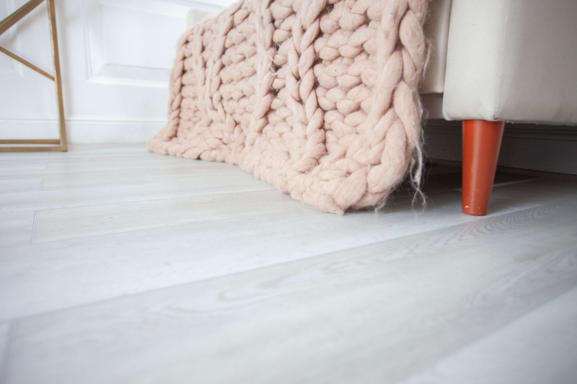 SPC ламинат «Damy Floor» Дуб Зимний (1220*180*4 мм) — купить в Липецке