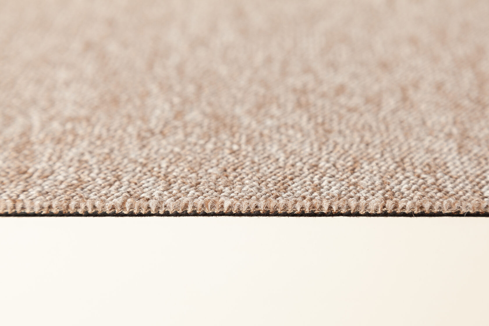 Ковровая плитка "Bonkeel" Space Beige (500*500*5,9 мм) — купить в Липецке