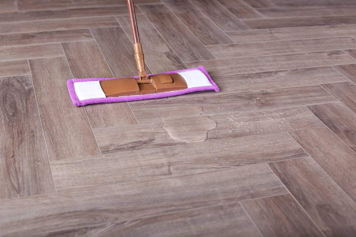 Замковая ПВХ плитка "Aberhof" Carmelita 1862 (615*123*5 мм) — купить в Липецке