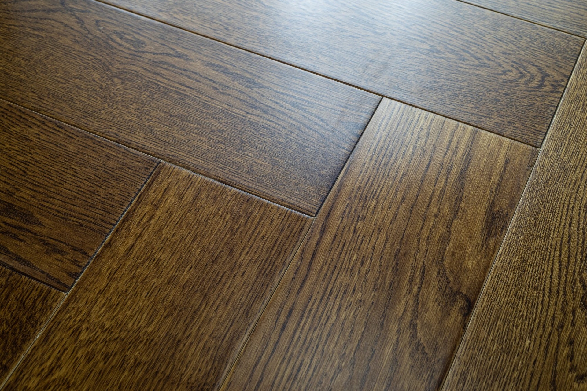 Инженерный паркет «Damy Floor» Ореховый (укладка елочкой) — купить в Липецке