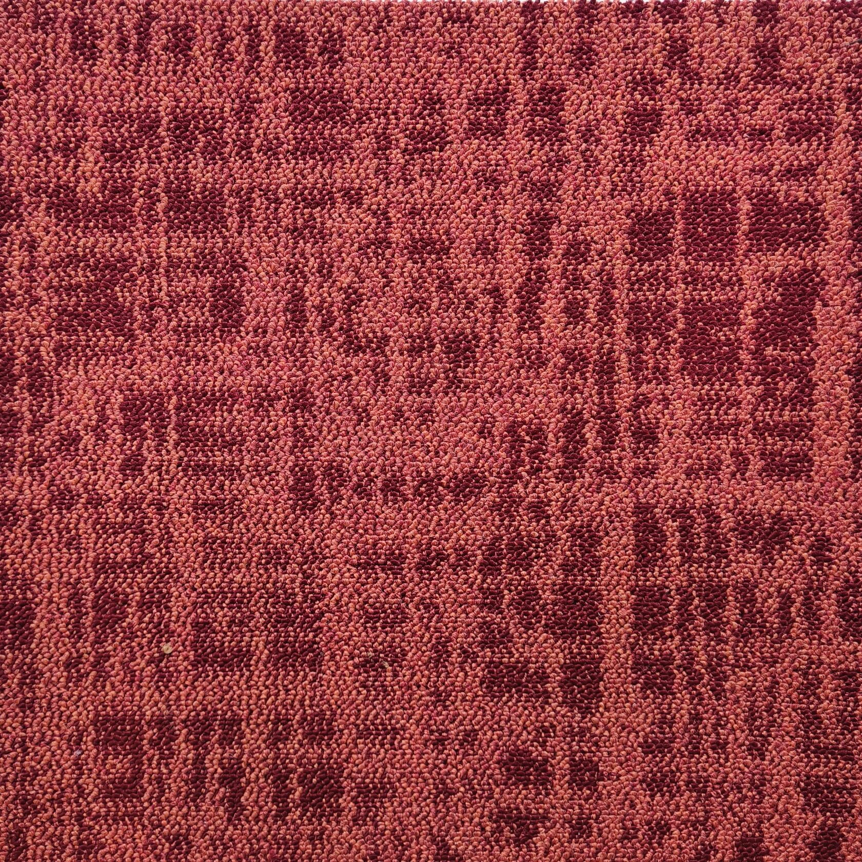 Ковровое покрытие "Bonkeel" Soul One Red (ширина 4м) — купить в Липецке